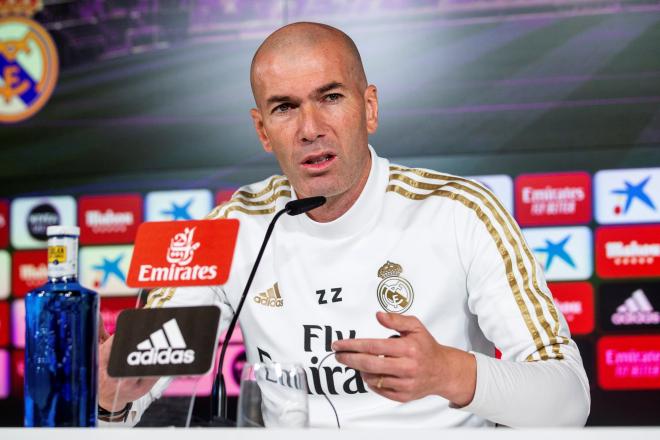 Zidane, durante una rueda de prensa (Foto: EFE).