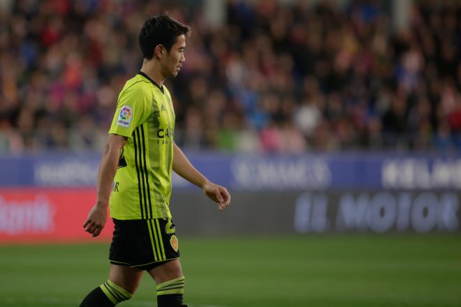 Kagawa, durante un lance del Huesca-Real Zaragoza (Foto: Dani Marzo).