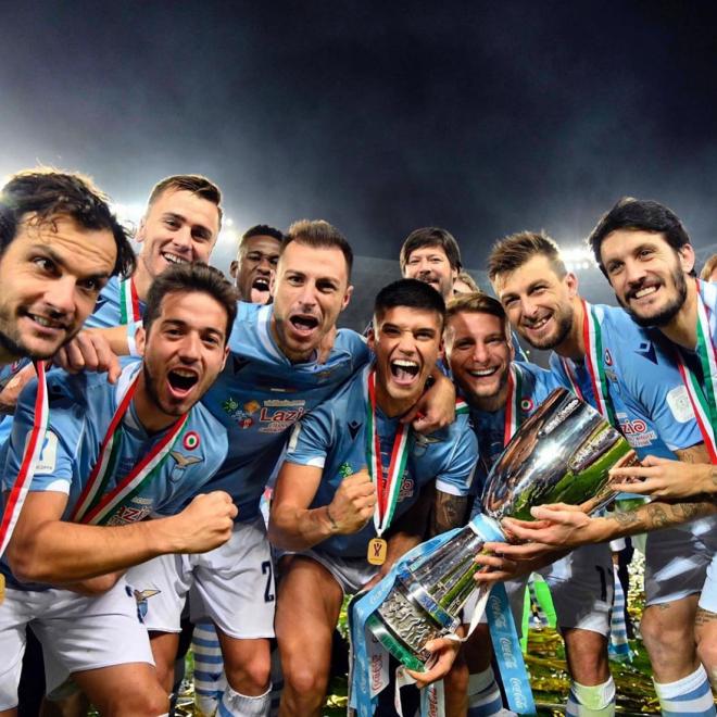 Jony campeón de la Supercopa de Italia con la Lazio (Foto: SSLazio)