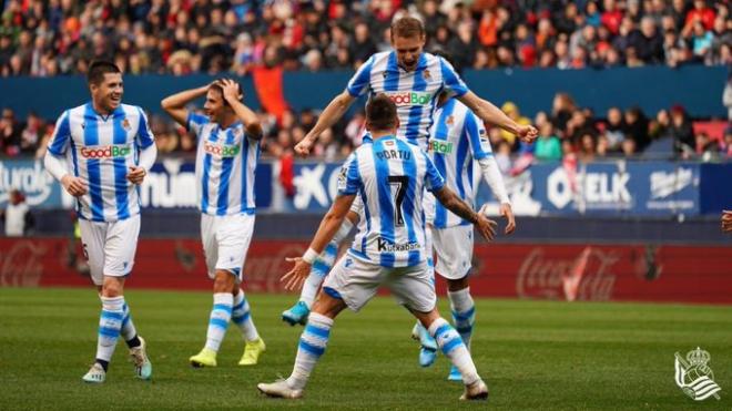 Martin Odegaard celebra el gol de falta anotado en El Sadar (Foto: Real Sociedad).