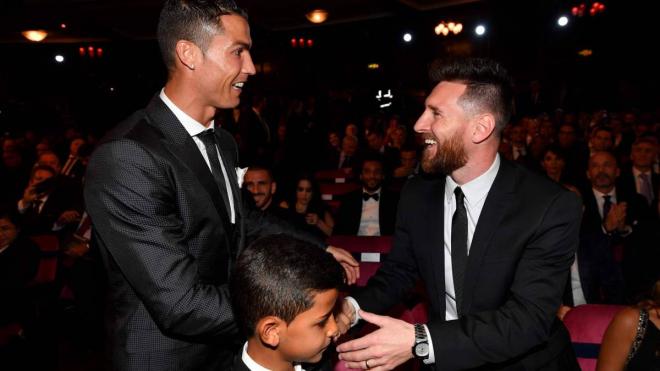 Cristiano Ronaldo y Leo Messi, durante la gala The Best 2019.