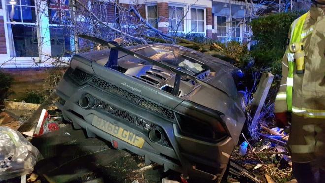 El Lamborghini de Michail Antonio tras el accidente.