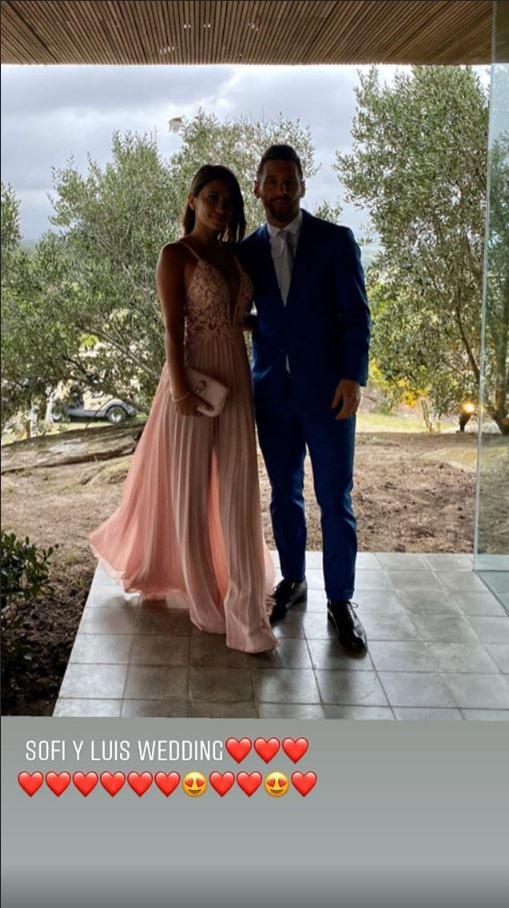 Antonela Roccuzzo y Leo Messi, en la celebración de boda de Luis Suárez y Sofía Balbi.