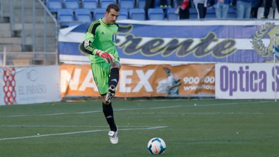 Cabrero jugó en el Recre dos temporadas en Segunda.