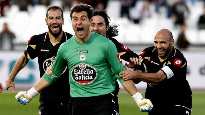 Dani Aranzubia celebra su gol contra el Almería (Foto: EFE).