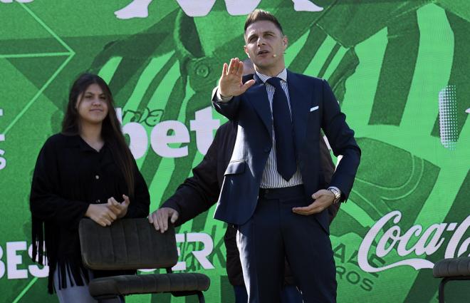 Joaquín, durante su acto de renovación con el Betis hasta 2021 (Foto: Kiko Hurtado).