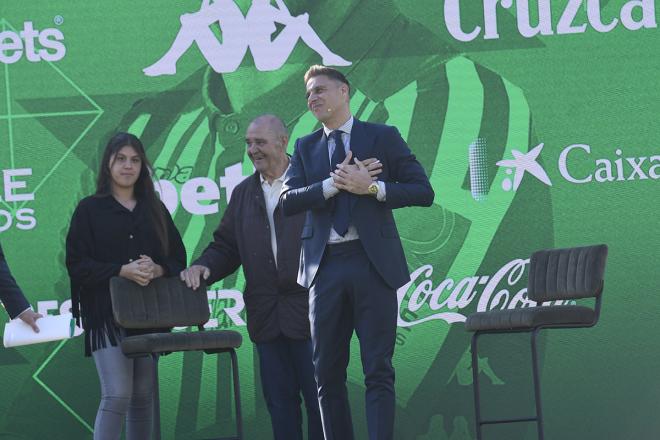 Joaquín, durante su acto de renovación con el Betis hasta 2021 (Foto: Kiko Hurtado).