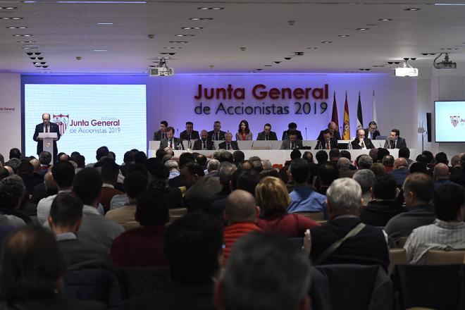 Imagen de la Junta General de Accionistas de 2019 (Foto: Kiko Hurtado).