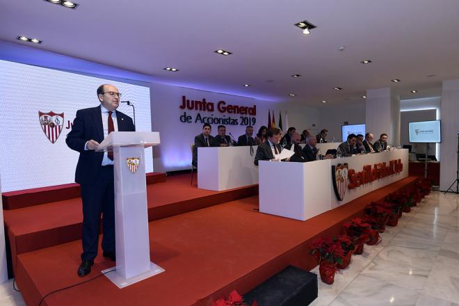 José Castro, en la junta general de accionistas del Sevilla. (Foto: Kiko Hurtado).