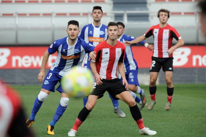 Guruzeta en un partido con el Bilbao Athletic (Foto: Athletic Club).