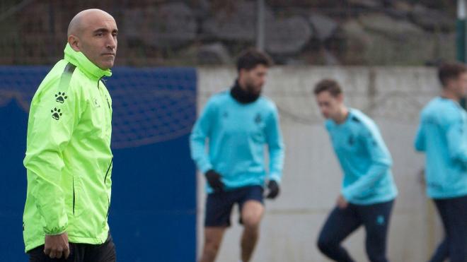 Abelardo, durante un entrenamiento (Foto: EFE).