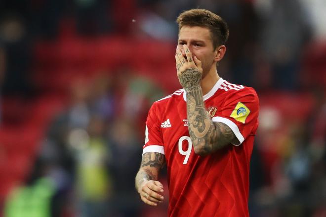 Fedor Smolov, en un partido con la selección de Rusia.