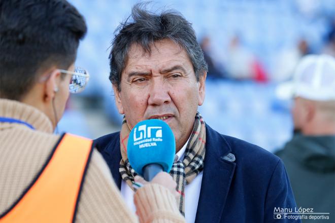 El presidente del Recre valoró los objetivos de la temporada. (Manu López/Albiazules.es).