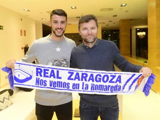 André Pereira, junto a Lalo, tras su llegada a Zaragoza (Foto: ZGZ).