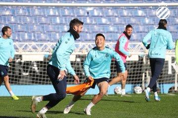 Ferreyra y Wu Lei, durante un entrenamiento (Foto: RCDE).