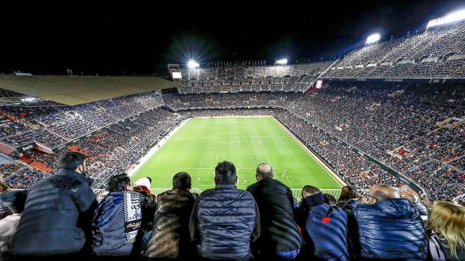 En Mestalla se jugará a puerta cerrada (Foto: Lázaro de la Peña / VCF)