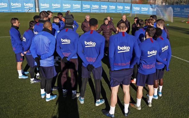 Valverde, durante el entrenamiento (Vía FC Barcelona).