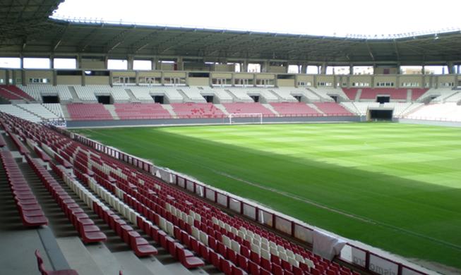 Nuevo Estadio Las Gaunas, donde juega el UD Logroñés.