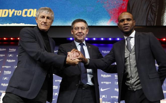Quique Setién, Bartomeu y Abidal, en la presentación con el FC Barcelona (Foto: FCB).