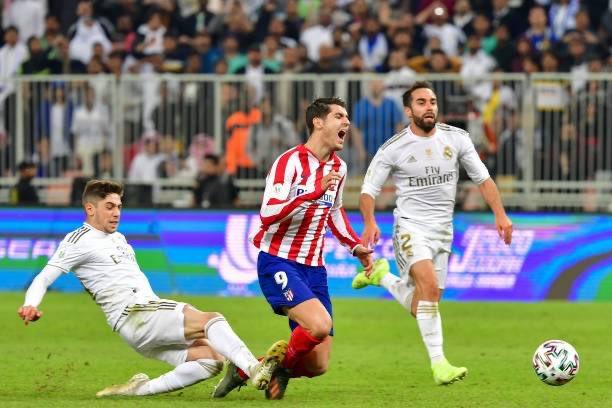 La patada de Valverde a Morata en la Supercopa 2020 ganada por el Real Madrid.