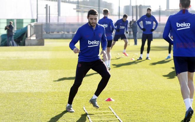 Abel Ruiz se entrena con el primer equipo (Foto: FC Barcelona)