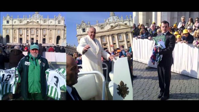 El Papa Francisco con la camiseta del Betis.