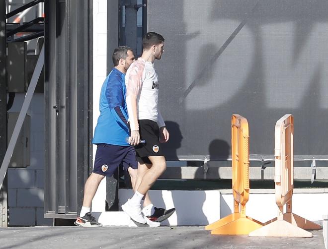 Piccini, en el entrenamiento del Valencia CF (Foto: David González)