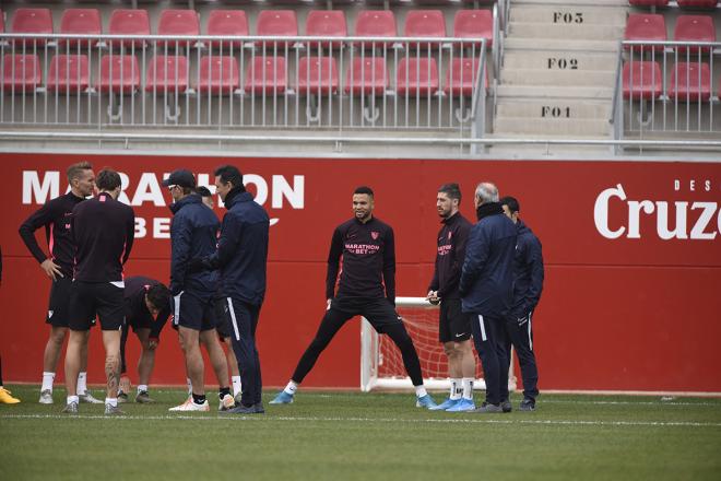 En-Nesyri, en su primer entrenamiento con el Sevilla FC. (Foto: Kiko Hurtado).