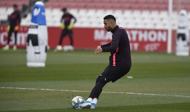En-Nesyru, en su primer entrenamiento con el Sevilla FC. (Foto: Kiko Hurtado).