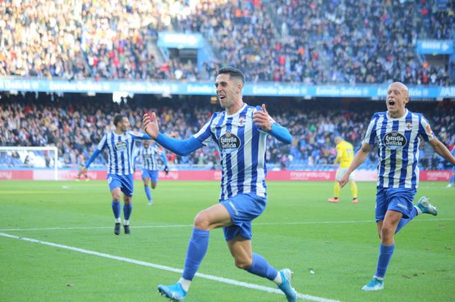 Celebración del gol de Sabin Merino ante el Cádiz (Foto: Iris Miquel).