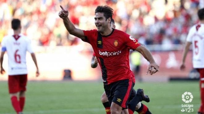 Abdón Prats celebrando un gol con el Mallorca (Foto: LaLiga)