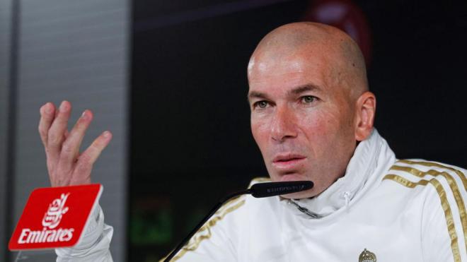 Zidane ante los medios de comunicación (Foto: EFE).
