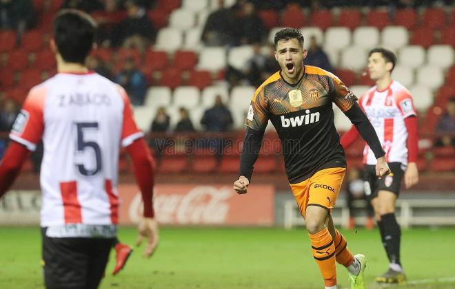 Celades celebró el gol que dio la victoria en el UD Logroñés - Valencia CF (Foto: Valencia CF).