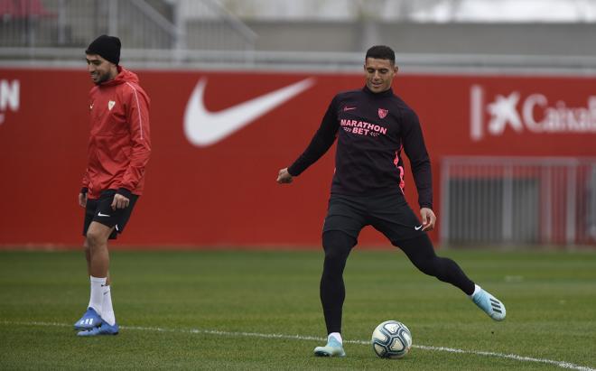 Diego Carlos regresará al once del Sevilla tras cumplir un partido de sanción (Foto: Kiko Hurtado).