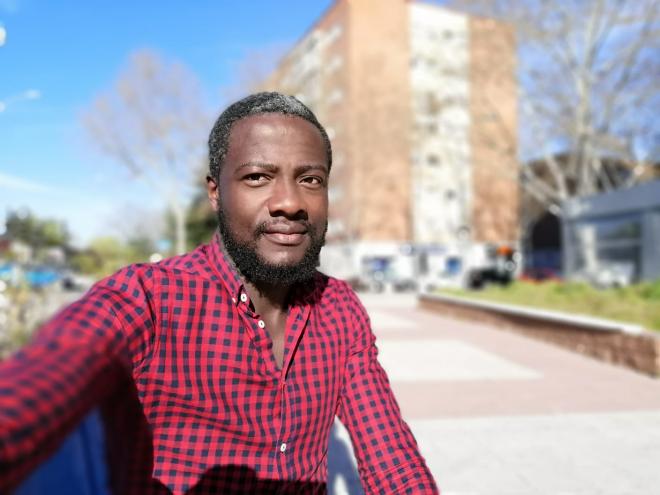 El camerunés de VOX Bertrand N'Dongo sigue opinando del tema Iñaki Williams.