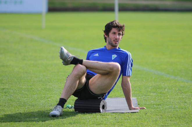 Granero, en un entrenamiento con el Marbella (Foto: Marbella FC).