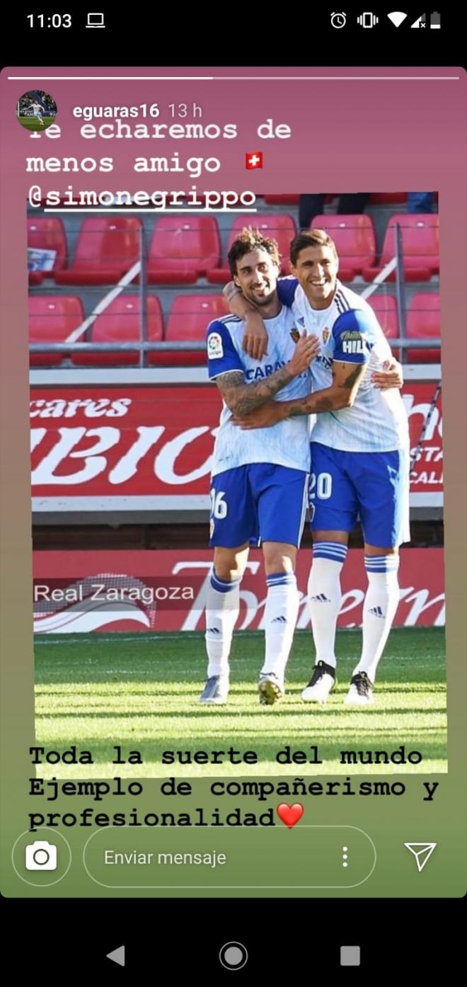 Eguaras celebra un gol con Grippo.