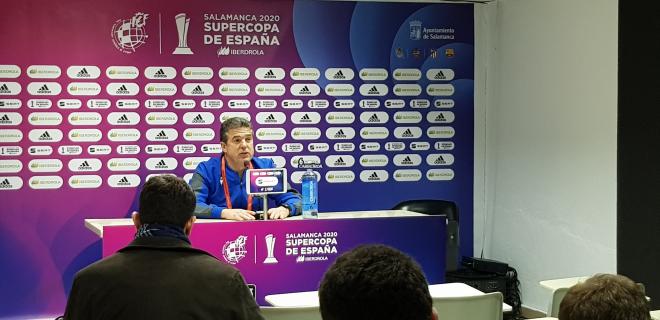 Gonzalo Arconada, en la sala de prensa post partido.