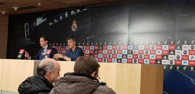 Imanol Alguacil, en la sala de prensa del Santiago Bernabéu.