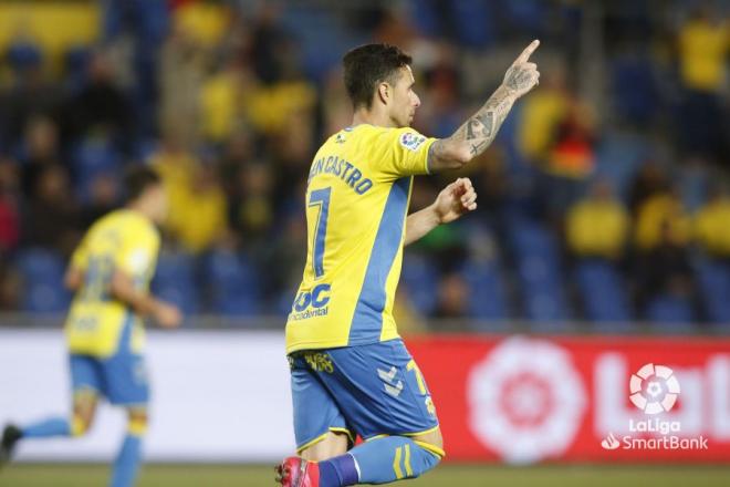 Rubén Castro celebra su gol en el UD Las Palmas-Cádiz (Foto: LaLiga).