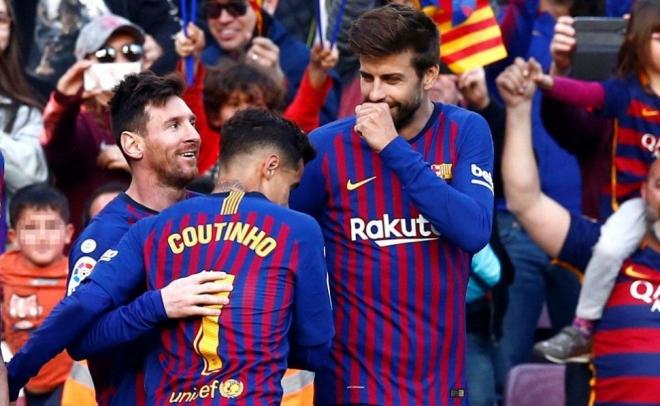 Messi, Coutinho y Piqué celebran un gol con el Barça (Foto: EFE).