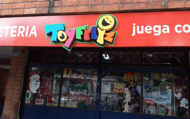 Toy Feliz, la juguetería de Mario Regueiro (Foto: Olé).