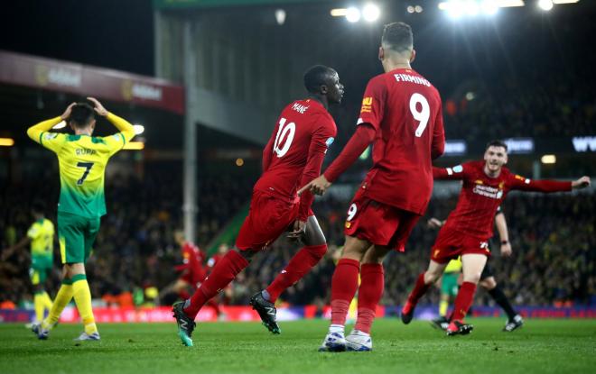 Sadio Mané celebra su gol en el Norwich-Liverpool.