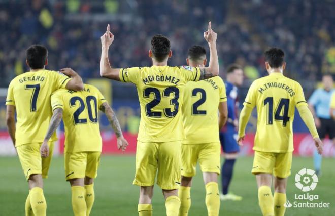 Moi Gómez celebra su gol en el Villarreal vs Levante (Foto: LaLiga Santander).