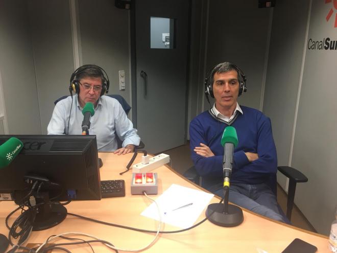 Muñiz, durante su intervención en Canal Sur junto al periodista Antonio Rengel.