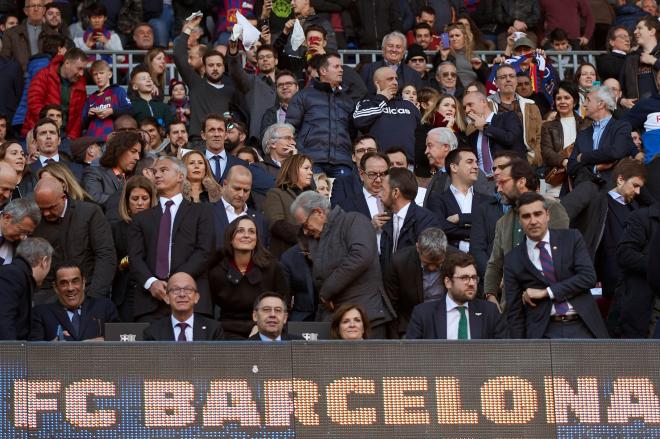 El palco del Camp Nou antes del encuentro ante el Éibar (Foto: EFE).