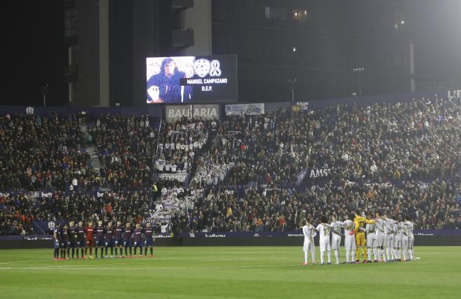 El Ciutat en el partido ante el Real Madrid.