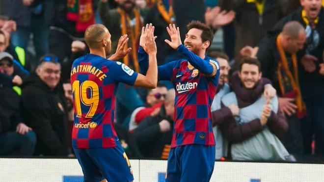 Messi y Braithwaite, celebrando un tanto (Foto: EFE).