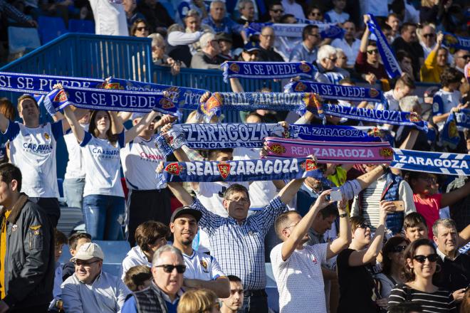 Afición del Real Zaragoza en el partido ante en el Deportivo