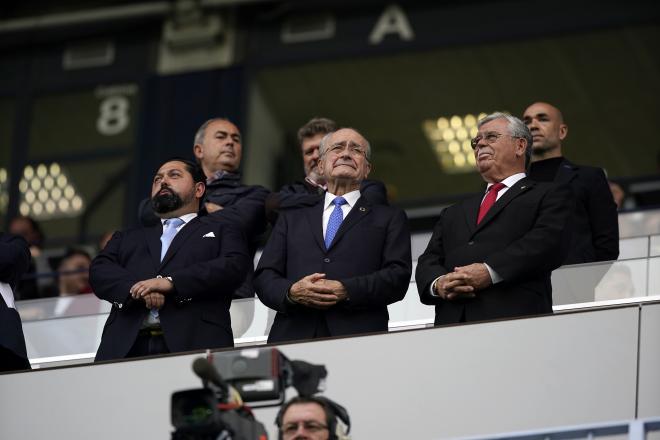 Arrabal, De la Torre y Martín Aguilar, en el palco de La Rosaleda.